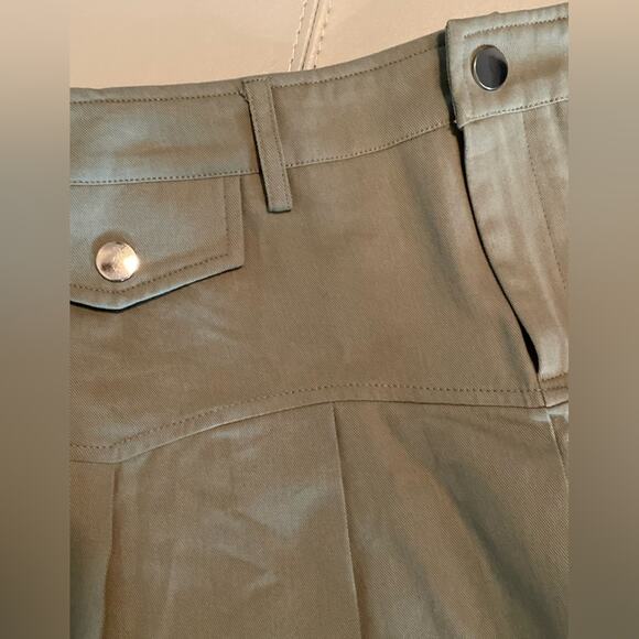 Altar'd State Pleated Khaki Mini Skirt size Small - Picture 6 of 12